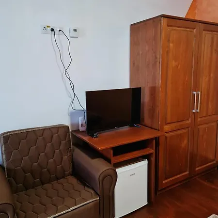 Pastravaria Rin Guest house Romuli