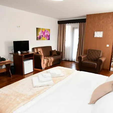 Guest house Pastravaria Rin